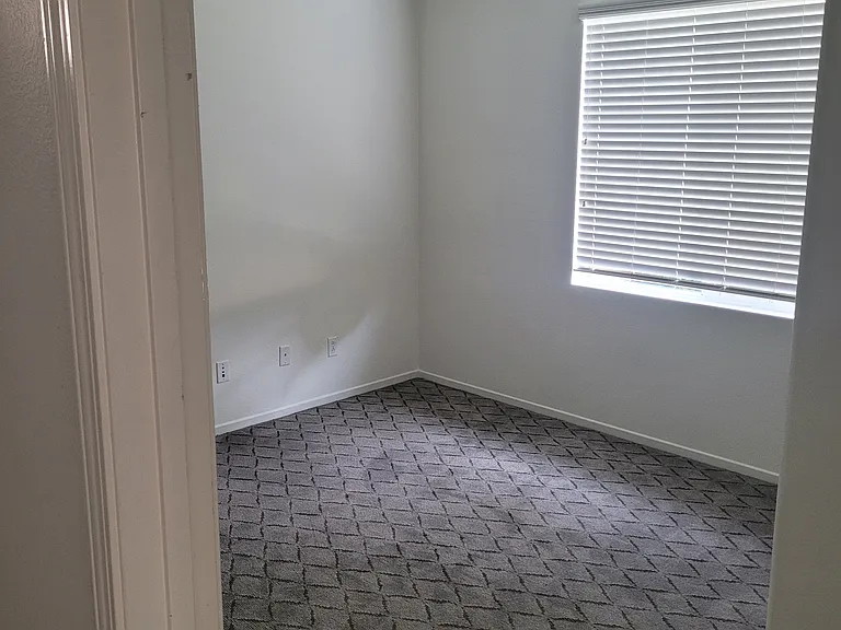 BR1 is downstairs. All bedrooms have mirrored sliding doors except the master. The master has a walk-in closet.