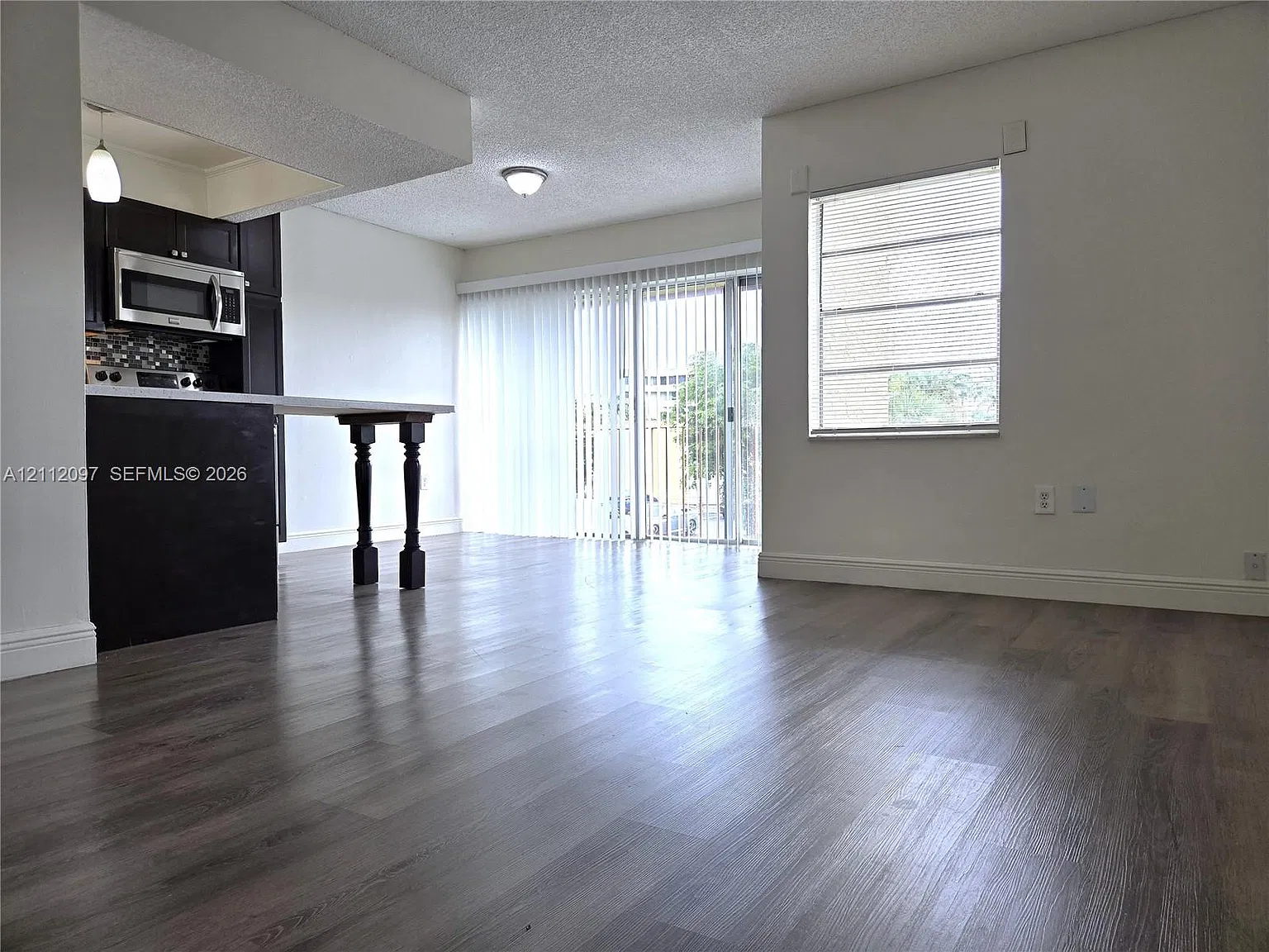South Winds Condo West — Photo 1