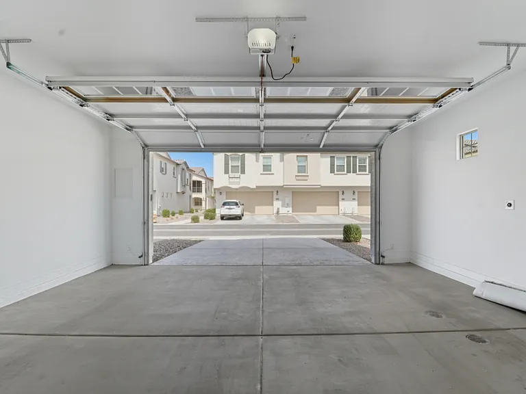 4042 E Pinto Dr — Photo 15