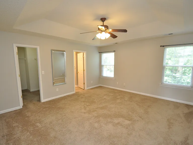 117 Tiverton Woods Dr — Photo 30