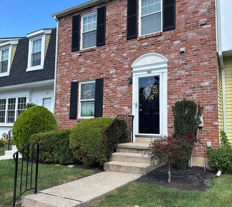 802 Seminole Gdns