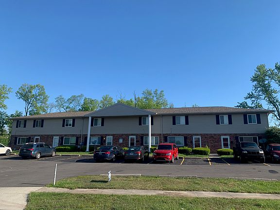 2nd image of 3097 Silver Rock Ave #3099