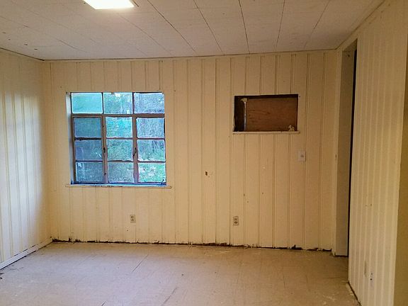 2nd image of 2485 N Lynwood Dr