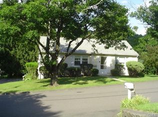 12 Old Farm Rd, Danbury, CT 06810