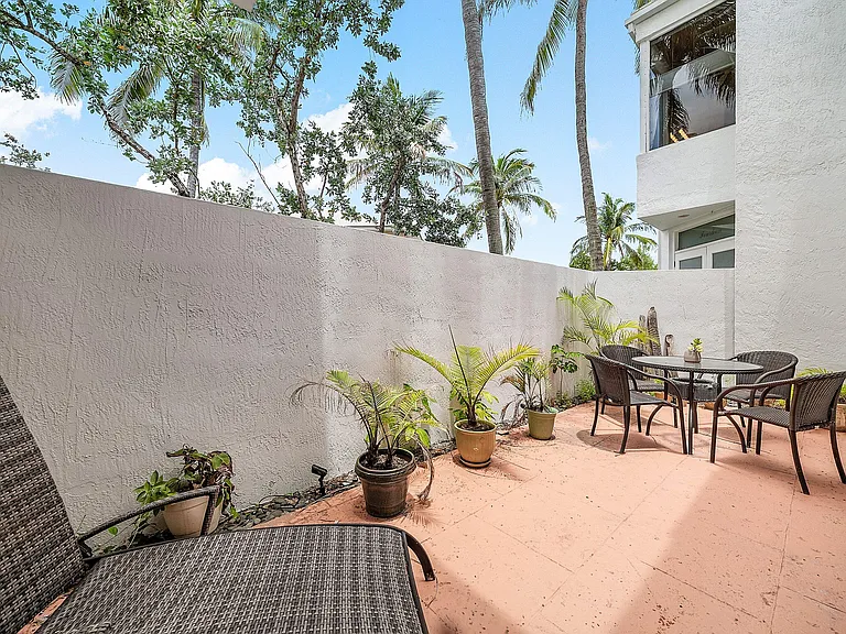 2115 S Ocean Blvd #14 — Photo 50