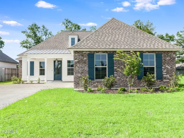 115 Sweet Ridge Way, Youngsville, LA 70592