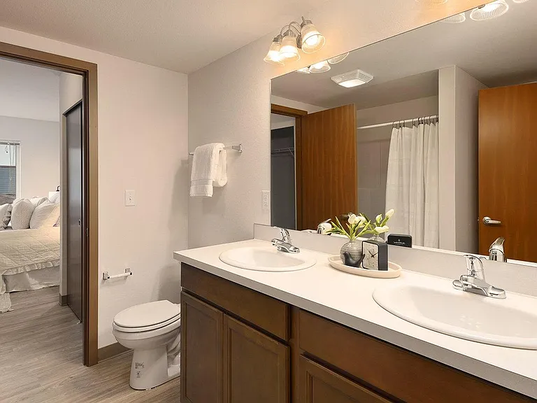 Four Pines Apartments — Photo 16