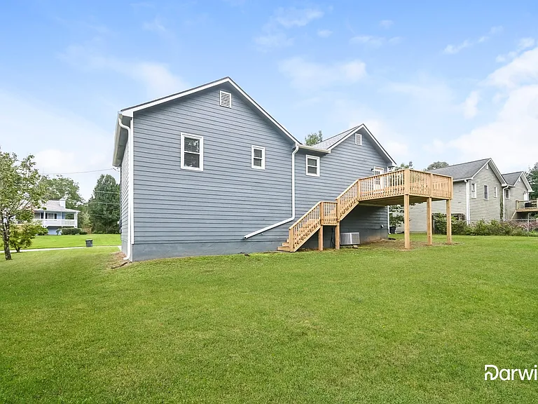 40 Silverthorne Dr — Photo 15