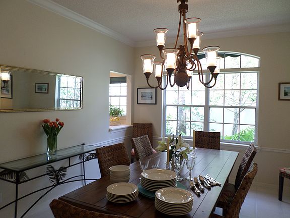 3rd image of 1603 Bent Oak Ln