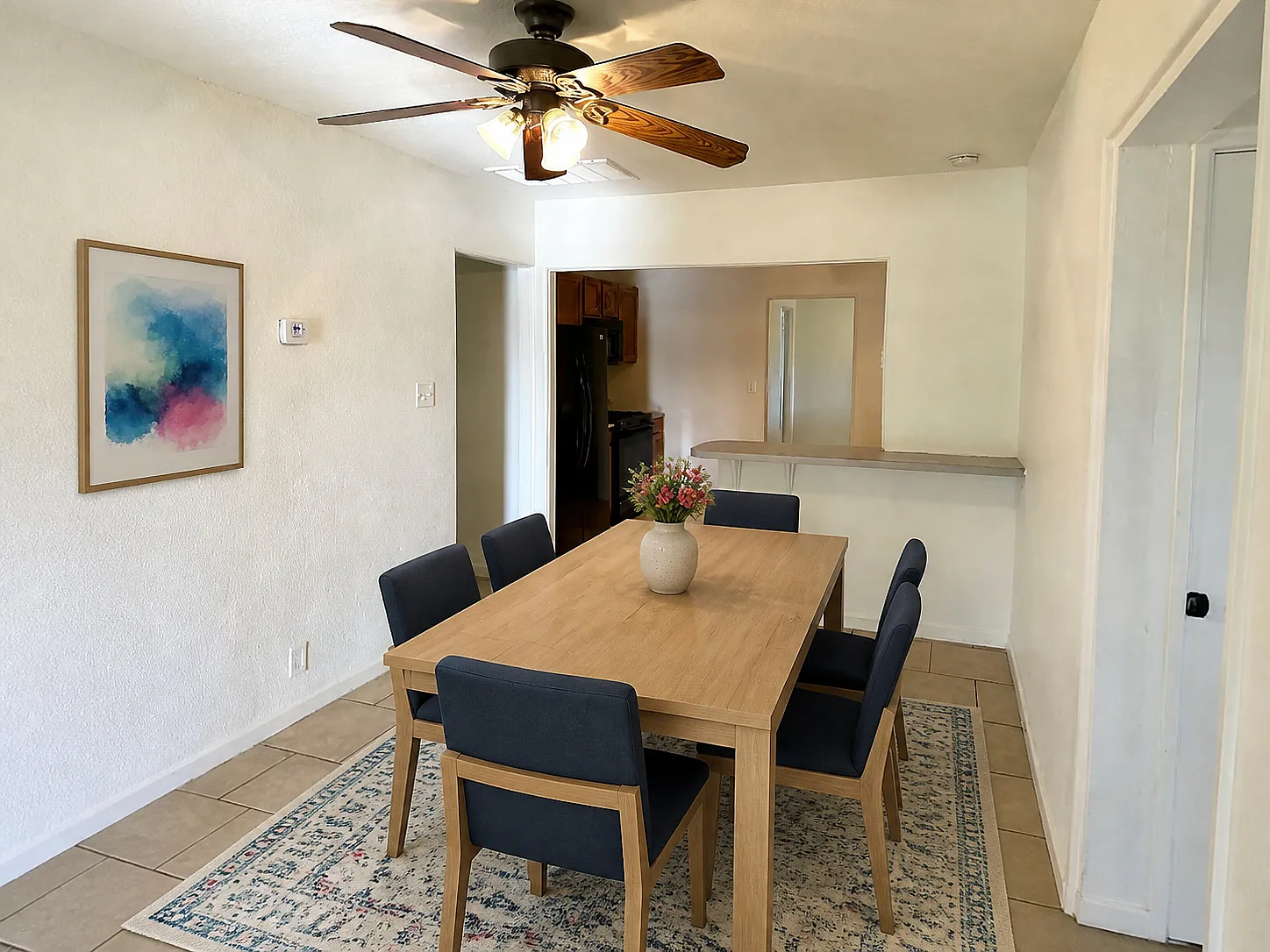 2037 N 21st Pl — Photo 3