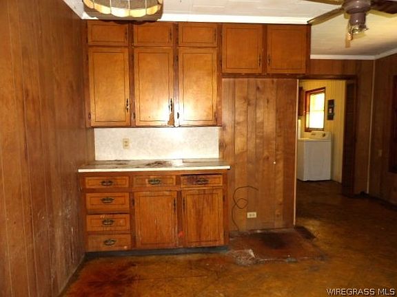 4th image of 432 Ozark Rd