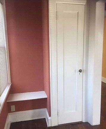 4th image of 92 Charles St