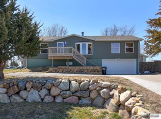 2221 Rock Bluff Rd, Plattsmouth, NE 68048