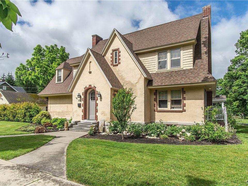 1st image of 706 Ball Ave