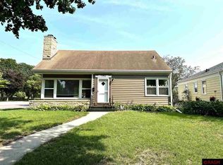 1729 N Broad St, Mankato, MN 56001
