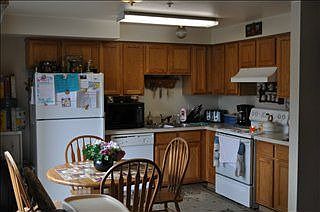 3rd image of 3939 10th St SE APT F4