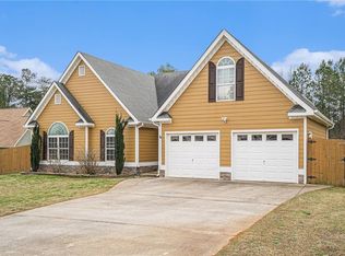 555 Huntington Trl, Temple, GA 30179