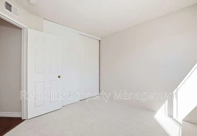 9462 Pipilo St — Photo 21