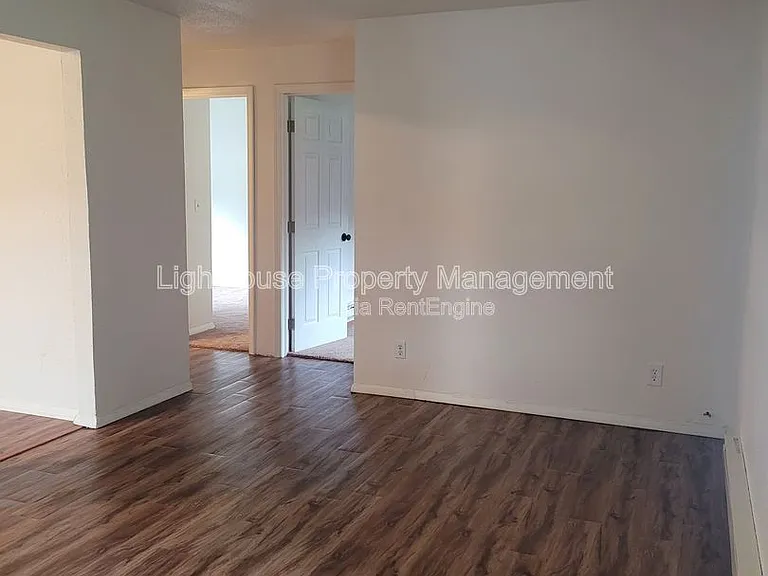 2716 Nichols Rd #3 — Photo 6