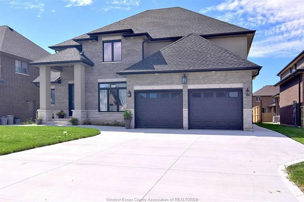 4 bed, 3.5 bath, $3,400 — Photo 1