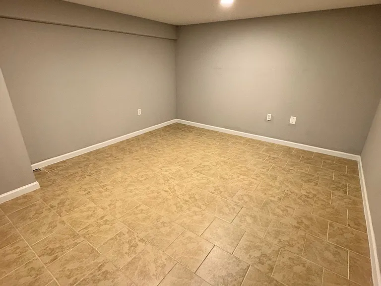 5400 Woodland Blvd — Photo 21