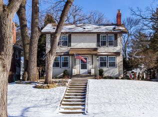 1384 W Minnehaha Pkwy, Minneapolis, MN 55419