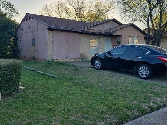 3rd image of 6528 Sebring Dr