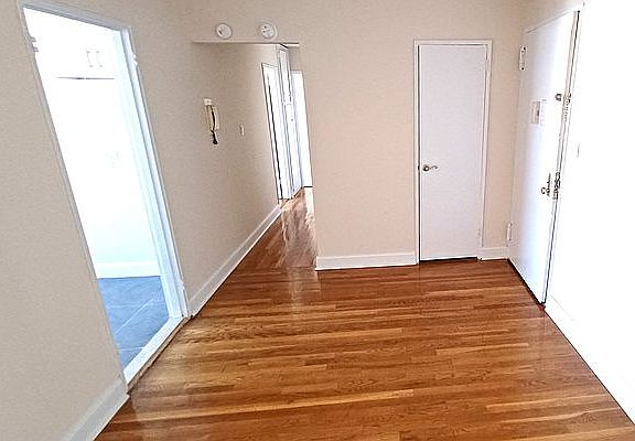 5th image of 3280 Nostrand Ave APT 307