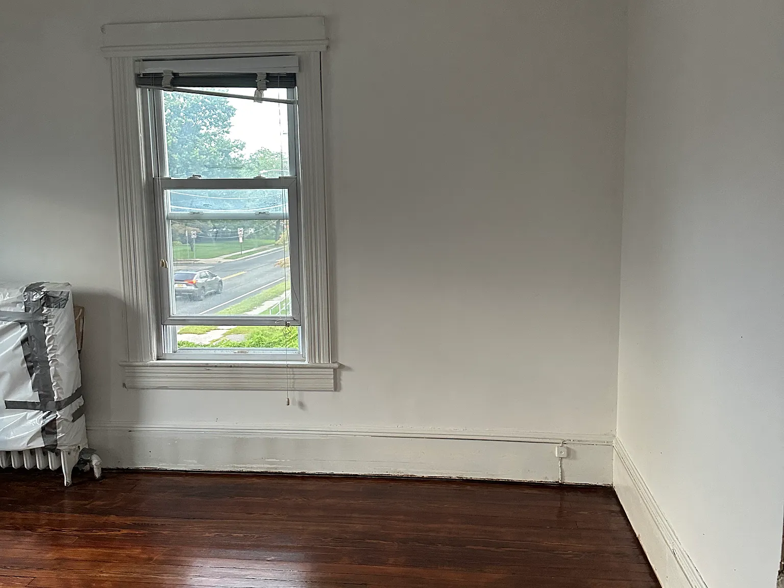 2 bed, 1000 sqft, $3,000 — Photo 2