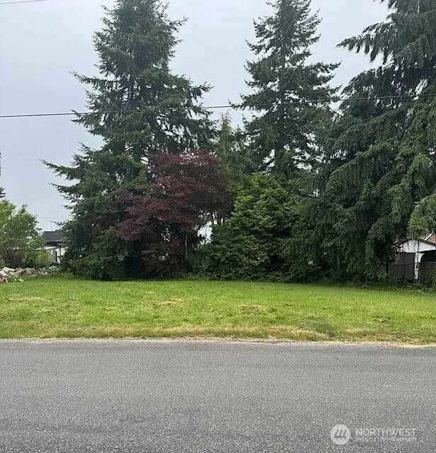 1909 NE Olympia Street photo 1