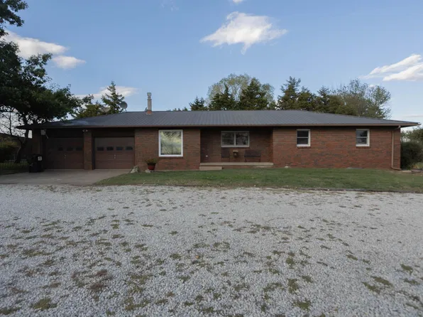 8093 161st Rd, Winfield, KS 67156