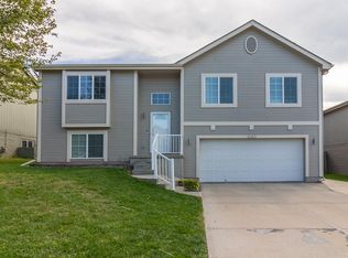 16431 Fowler Ave, Omaha, NE 68116
