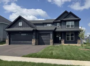 8593 183rd St W, Lakeville, MN 55044
