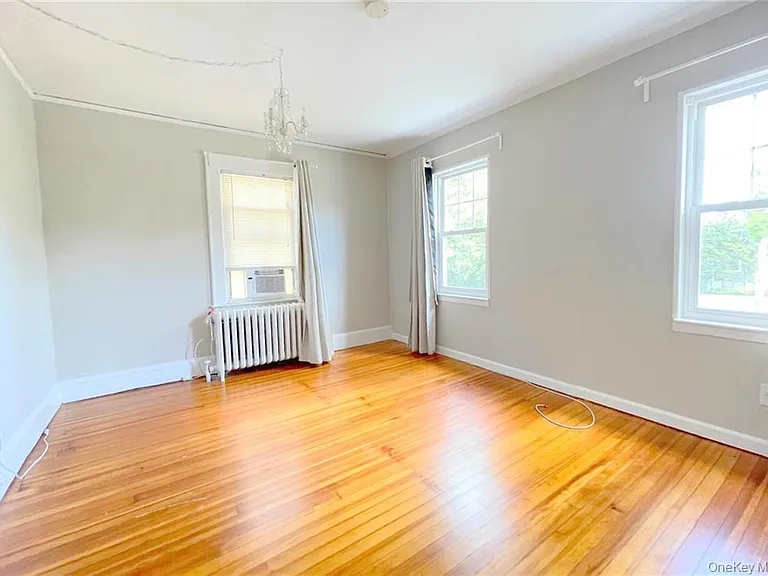 306 Soundview Ave #R — Photo 12