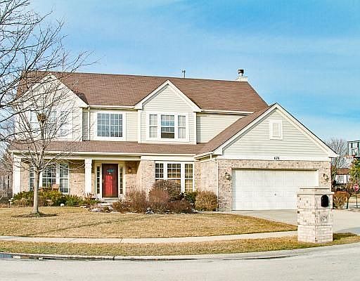 1st image of 676 Easton Ln