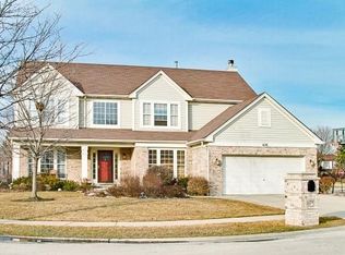 6763 Easton Ln, Elk Grove Village, IL 60007