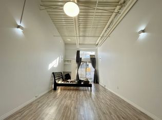 238 E 10th Ave #U2, Vancouver, BC V5T 1Z5