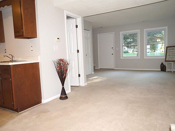 2nd image of 2952 Archer Dr #21