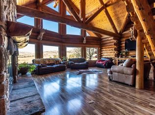 18 Sheep Mountain Rd, Wheatland, WY 82201