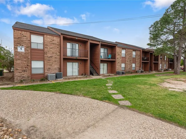 904 University Oaks Unit 21, College Station, TX 77840