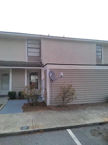 727 S Main St Photo 1