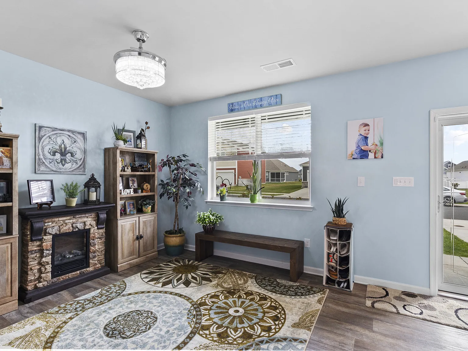 20576 Smithfield Cir - 1 — Photo 3