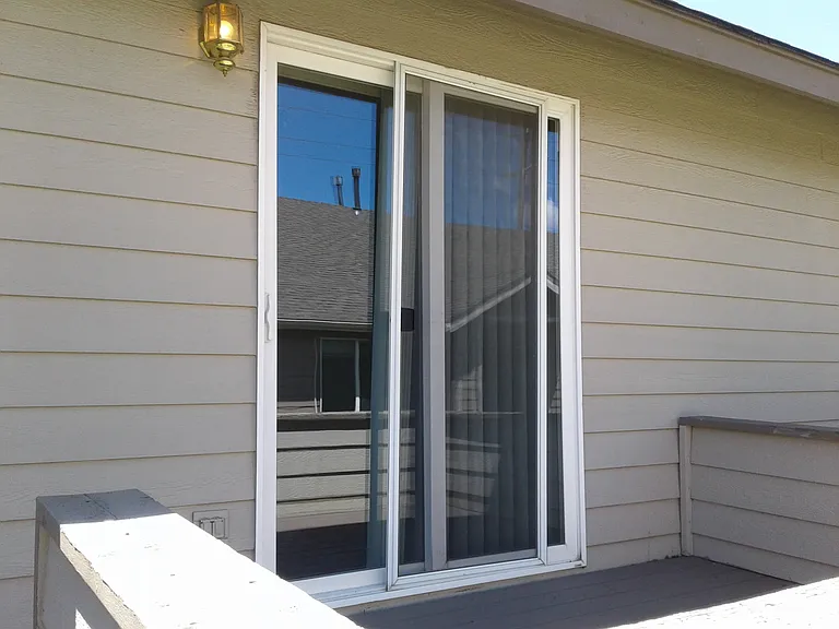 737 NE Savannah Dr #4 — Photo 10