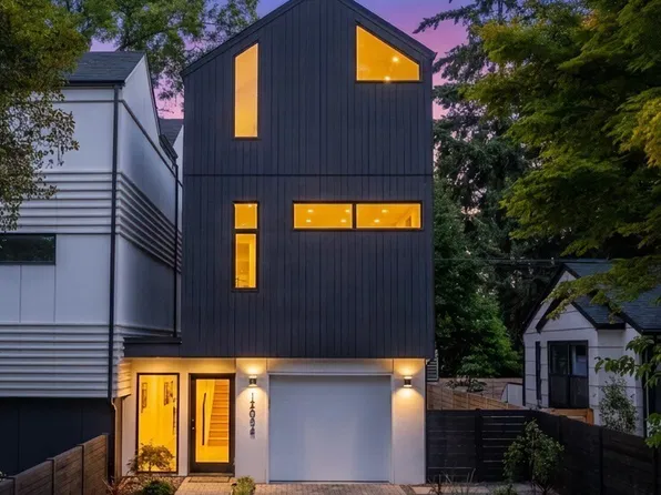 12056 20th Avenue NE, Seattle, WA 98125