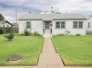 305 E 11th St, Ellis, KS 67637