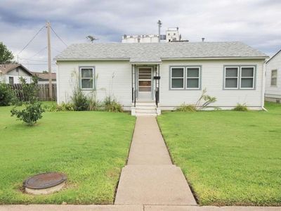 305 E 11th St, Ellis, KS, 67637