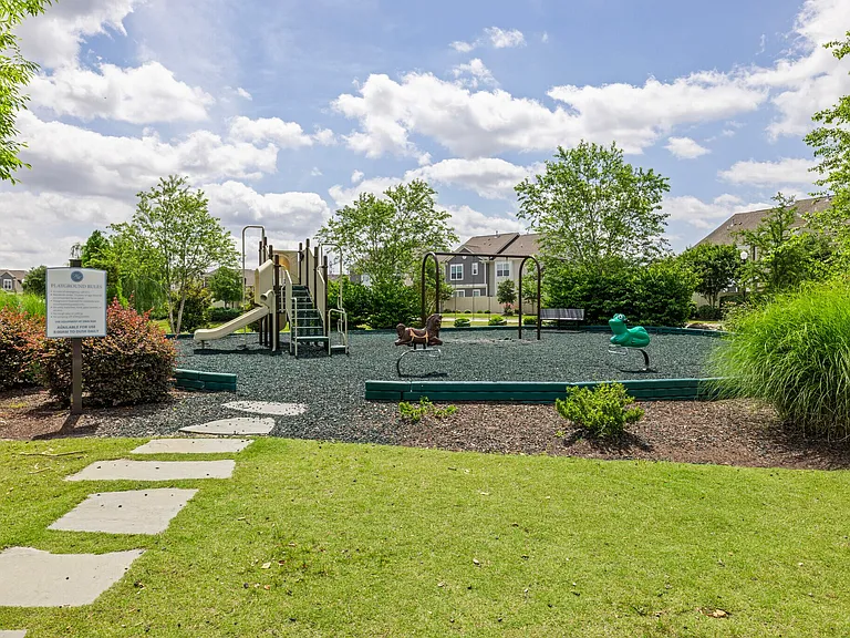 427 Middleton Way — Photo 67