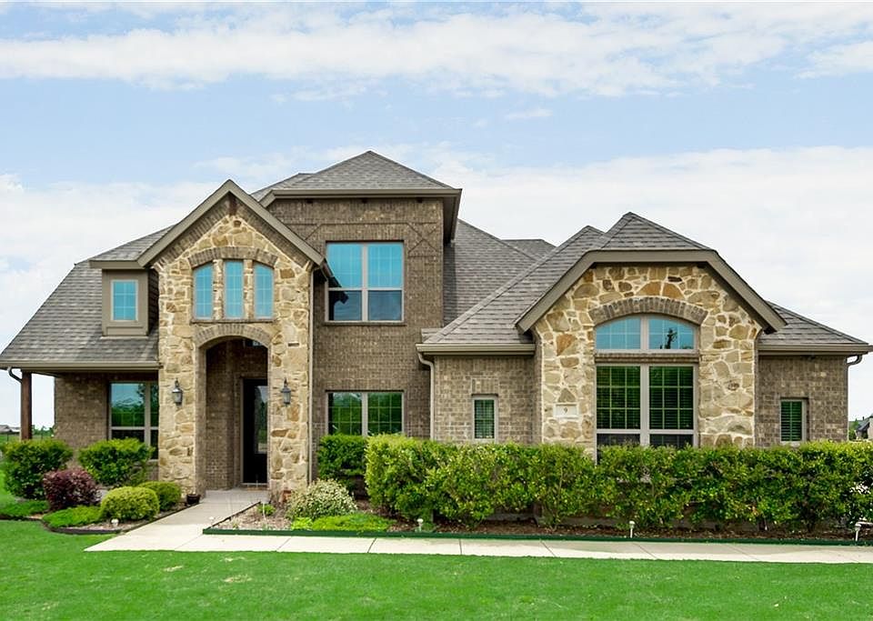 1st image of 9 Winter Hawk Dr