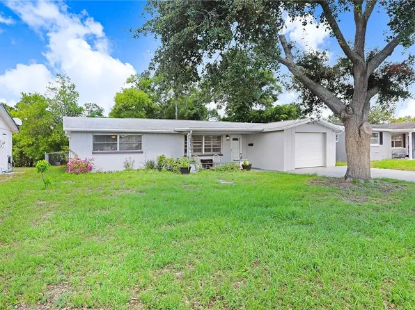 5114 Rosewood Dr, New Port Richey, FL 34653