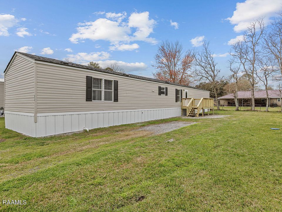 1st image of 214 Blanco Dr